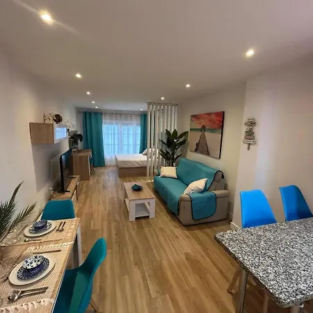 아파트 Acogedor Estudio En La Carihuela *